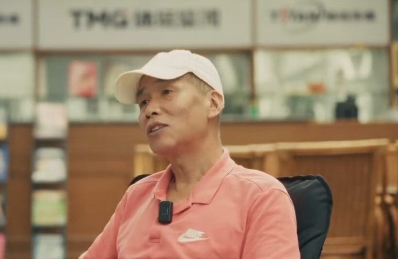 矛盾其实已, 外籍教练更 矛盾其实已, 外籍教练更