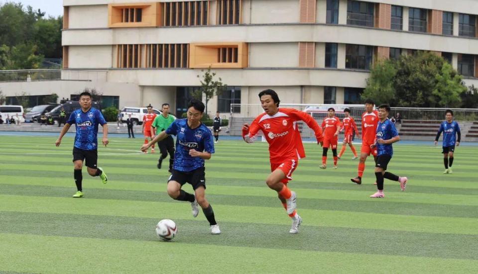 威高等本土, 成为高区群